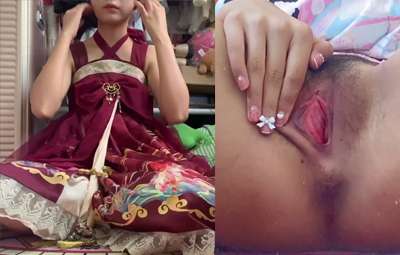 em-gai-phong-cach-lolita-thu-dam-lon-hong-xem-bao-nung